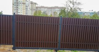 Купить распашные ворота из штакетника Краснотурьинск, цена от 2695 руб.